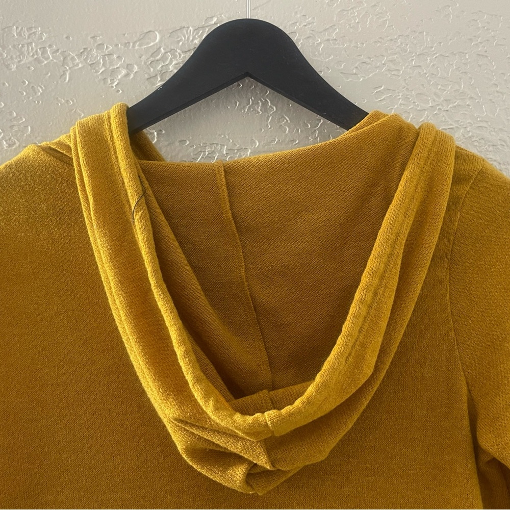 7th Roy‎ Women’s Mustard Hooded Sweatshirt with Patterned Western Aztec Hem Med - Picture 6 of 7